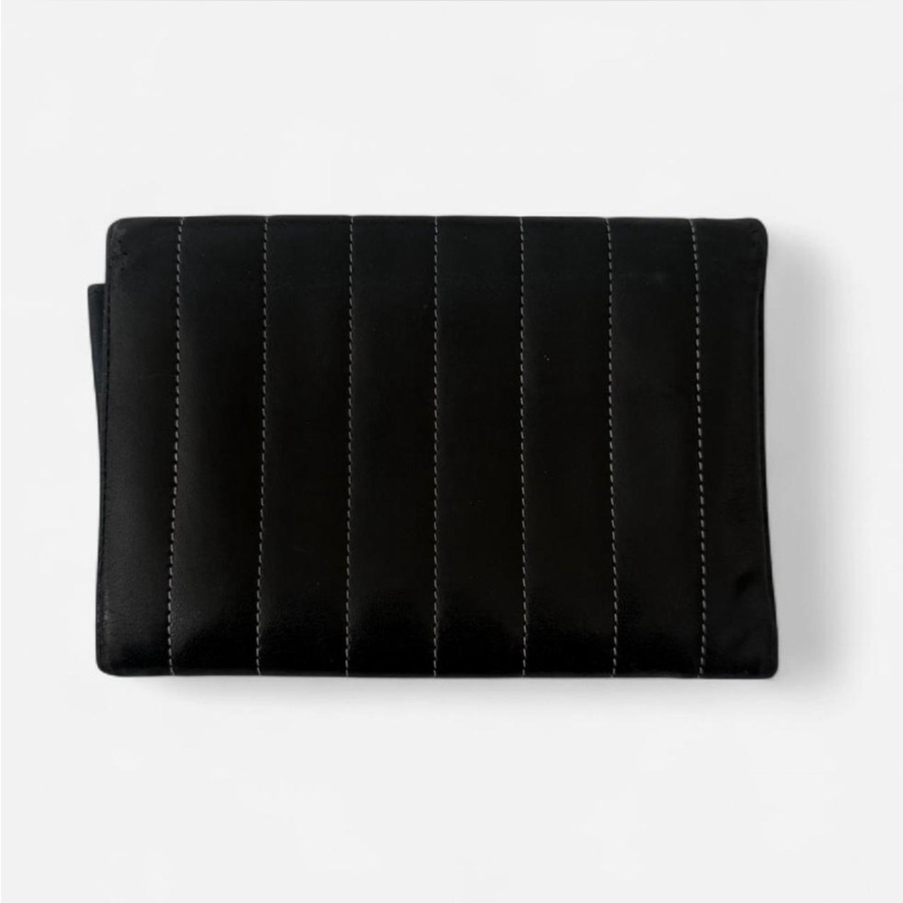 Vintage Chanel Quilted Lambskin Bifold Wallet - Picture 3 of 8